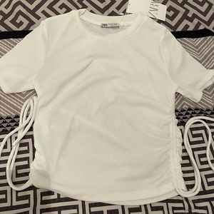 Zara ruched details ribbed white top. Size S
